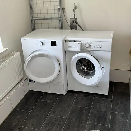 Monteurgut Birke アパート Lindern